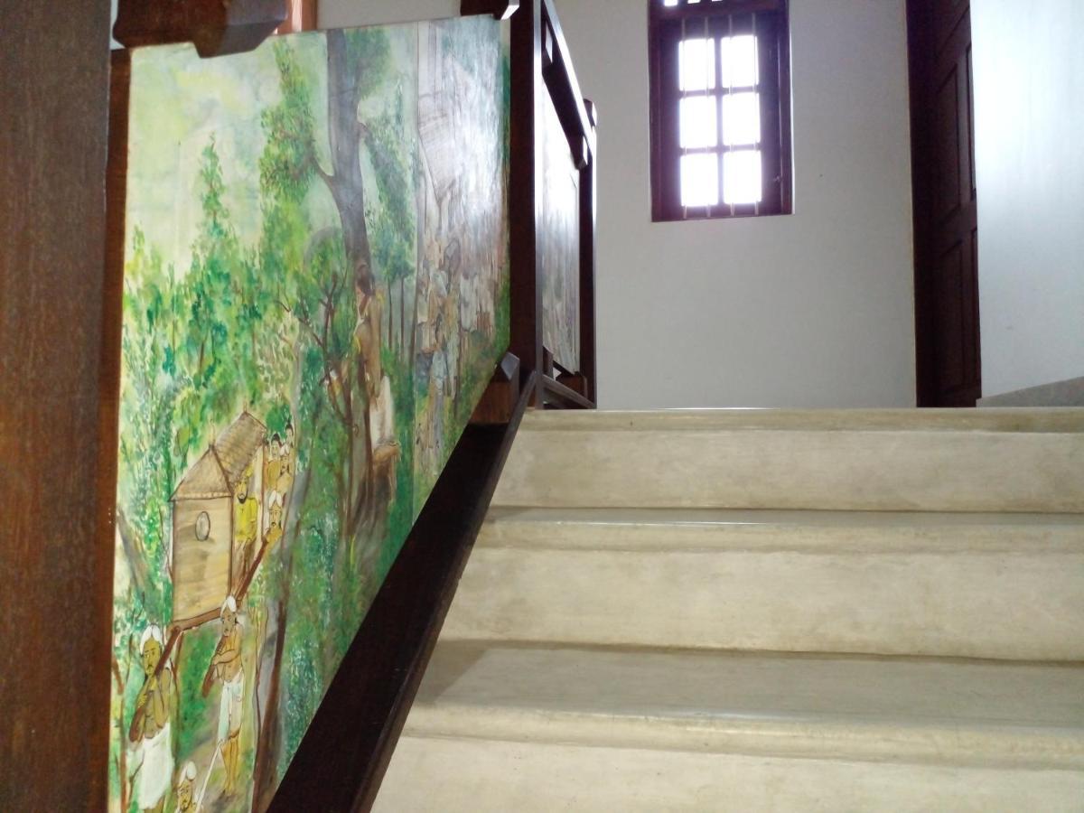 Muduna Walawwa Resort Kandy Luaran gambar