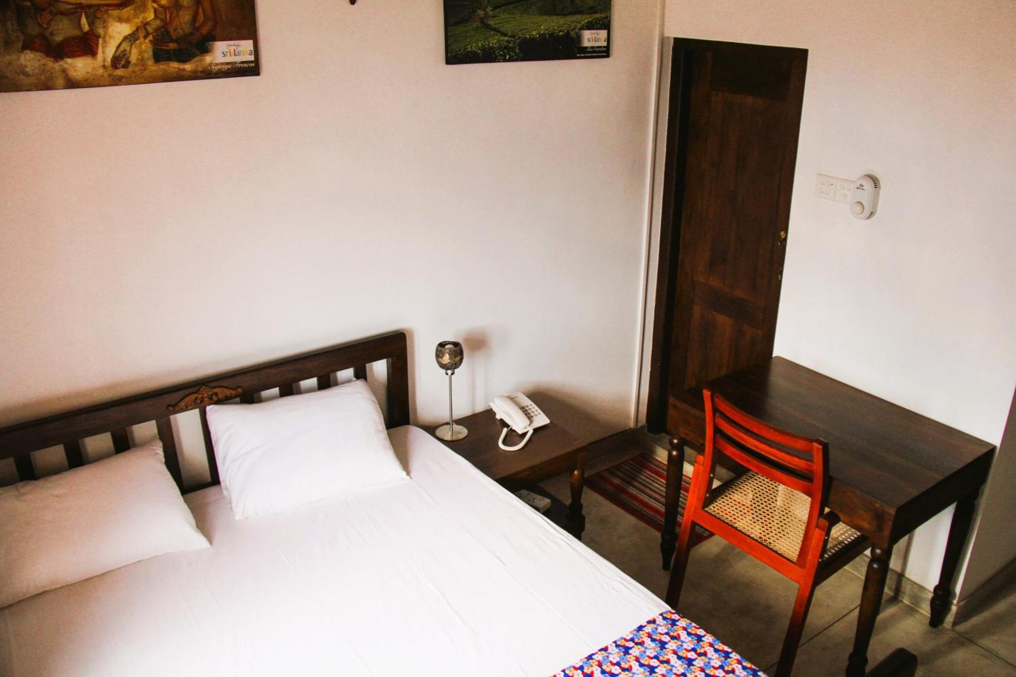 Muduna Walawwa Resort Kandy Luaran gambar