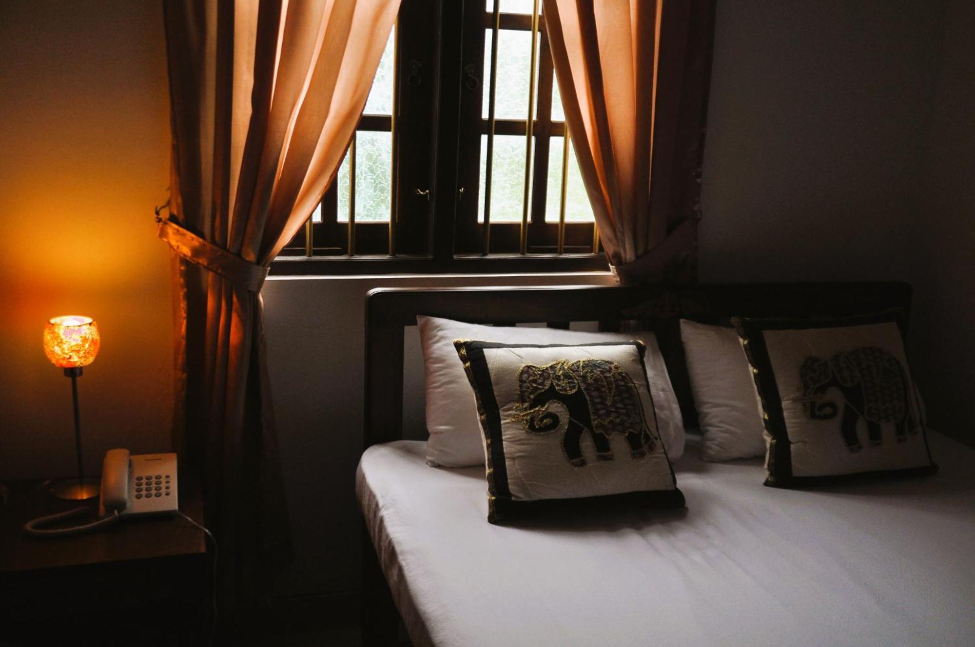 Muduna Walawwa Resort Kandy Luaran gambar
